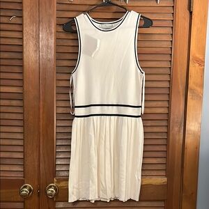 NWT Abercrombie & Fitch Pleated Knit Dress